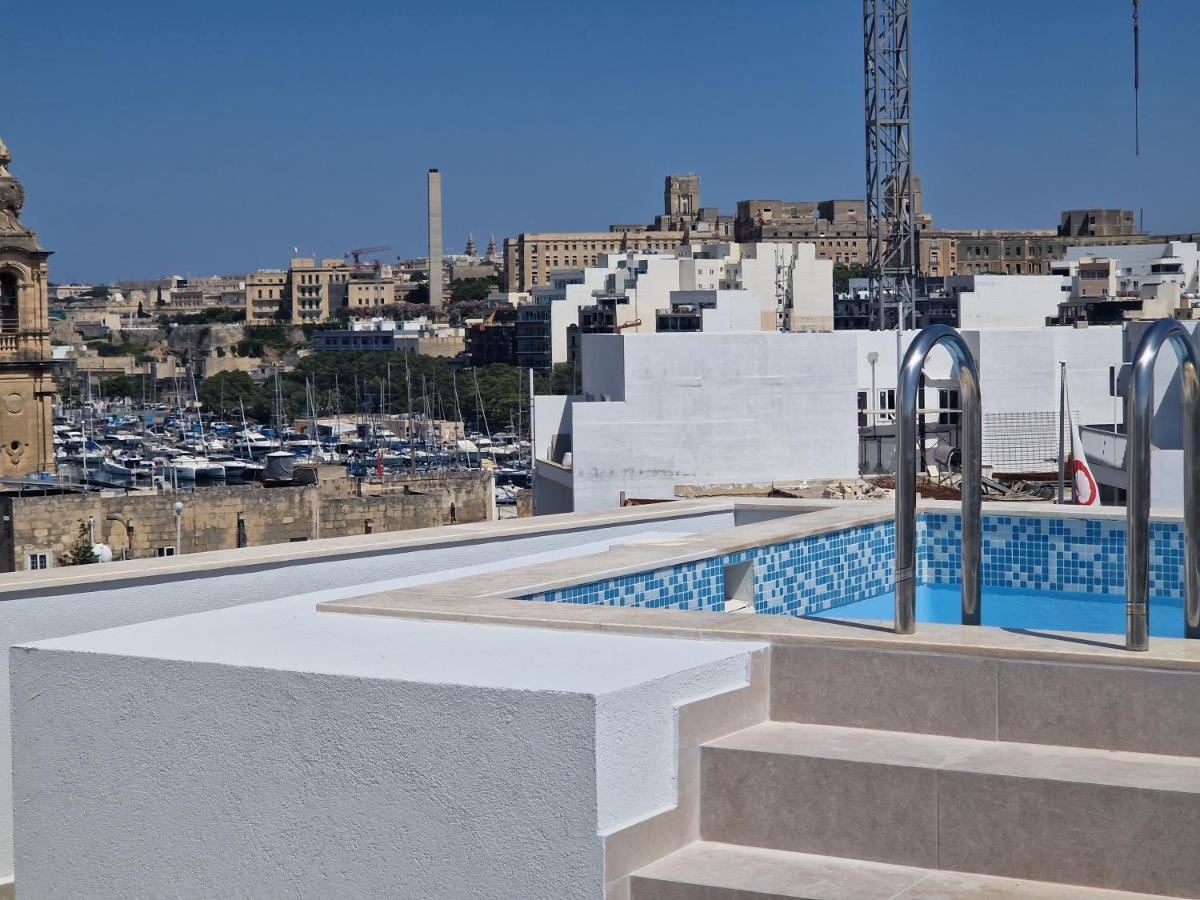Korzo Suites Msida Luxury Penthouse With Pool ภายนอก รูปภาพ