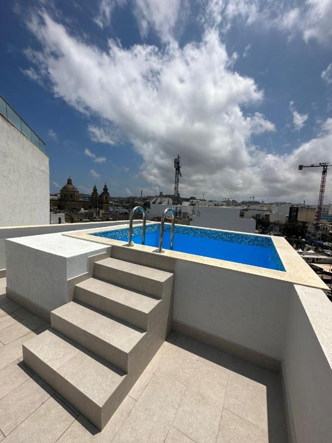 Korzo Suites Msida Luxury Penthouse With Pool ภายนอก รูปภาพ